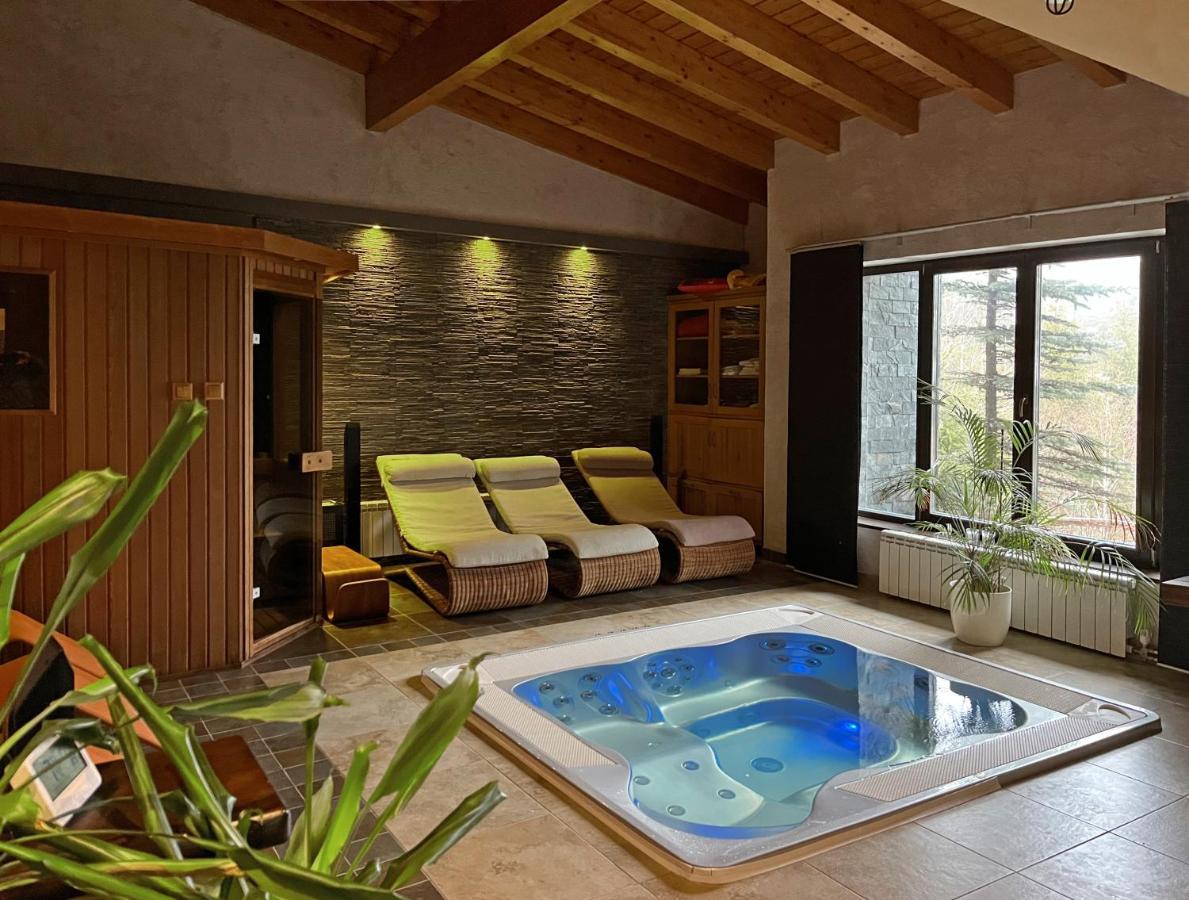 Bazalt Wellness Villa ฮาร์กีตา-ไบ ภายนอก รูปภาพ