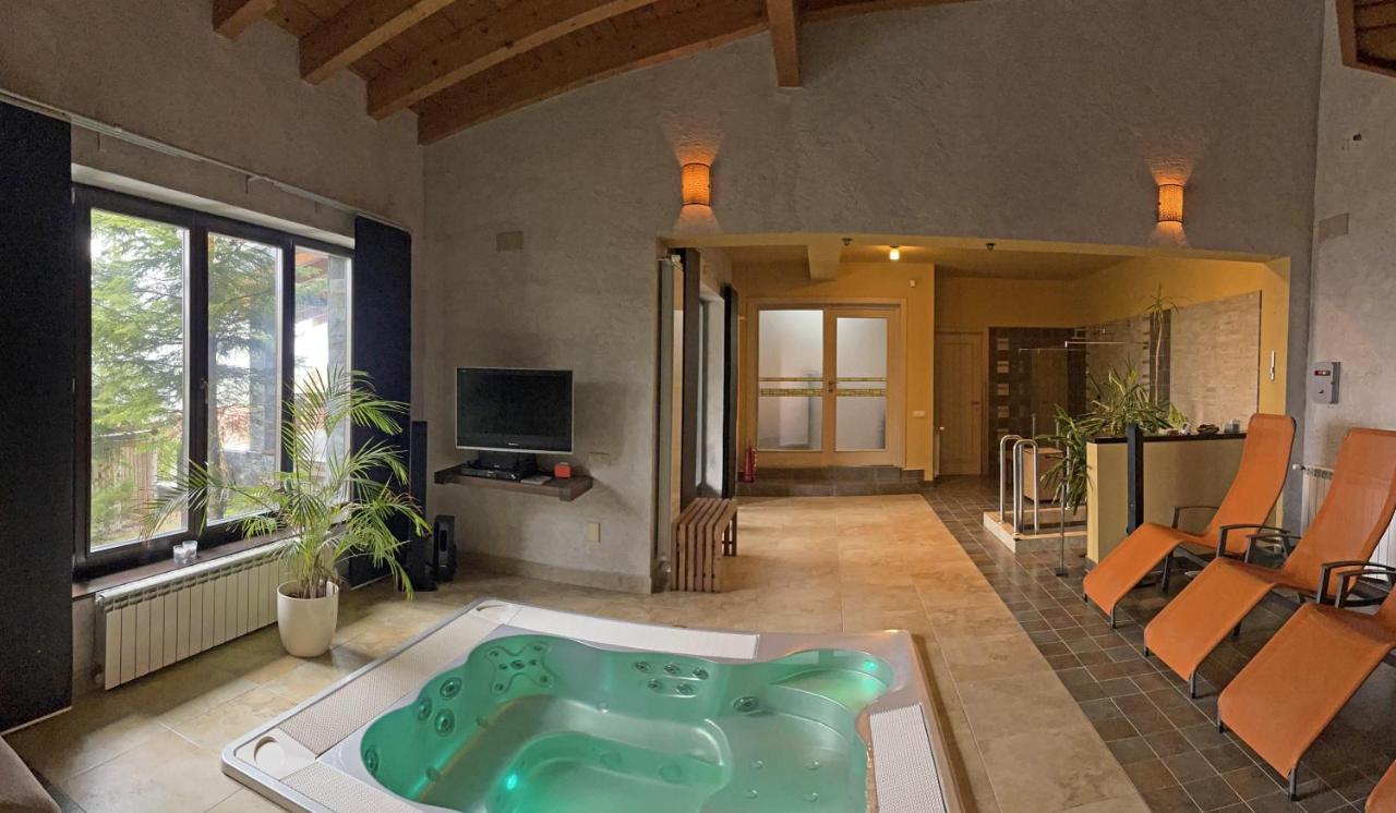 Bazalt Wellness Villa ฮาร์กีตา-ไบ ภายนอก รูปภาพ